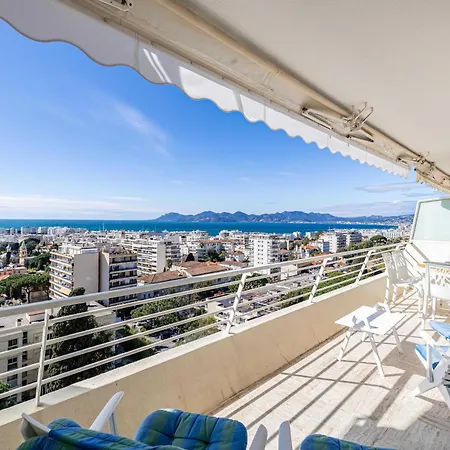Апартаменты Flat -2bdr-4p - Sea View *