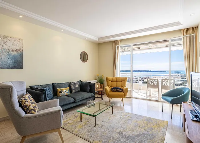 דירה Flat -2bdr-4p - Sea View קאן