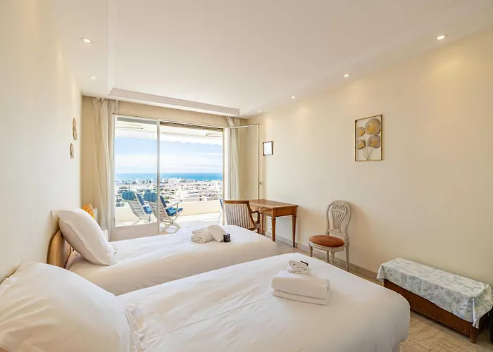 דירה Flat -2bdr-4p - Sea View קאן